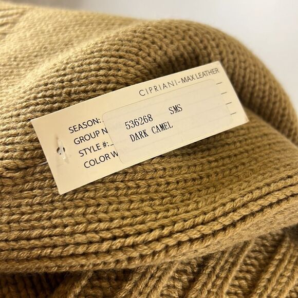 NWT Michael Kors Tan Sweater Infinity Scarf - Picture 5 of 6
